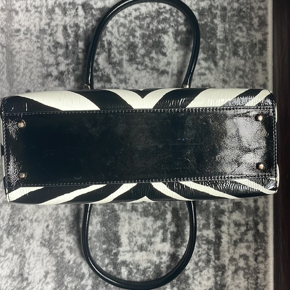 Kate Spade Quina Purse - Picture 3 of 4